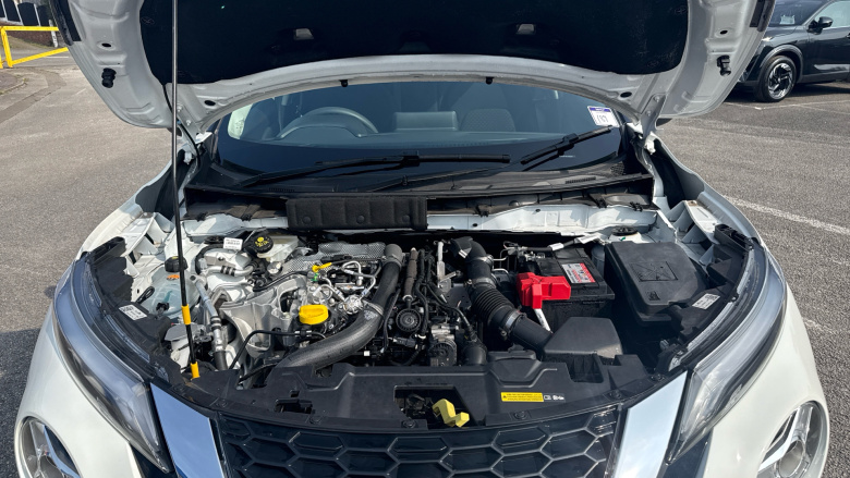 Nissan Juke 1.0 DiG-T 114 Acenta 5dr Petrol Hatchback